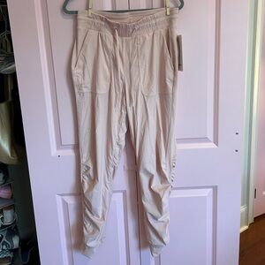 lululemon beyond the studio jogger light pink color